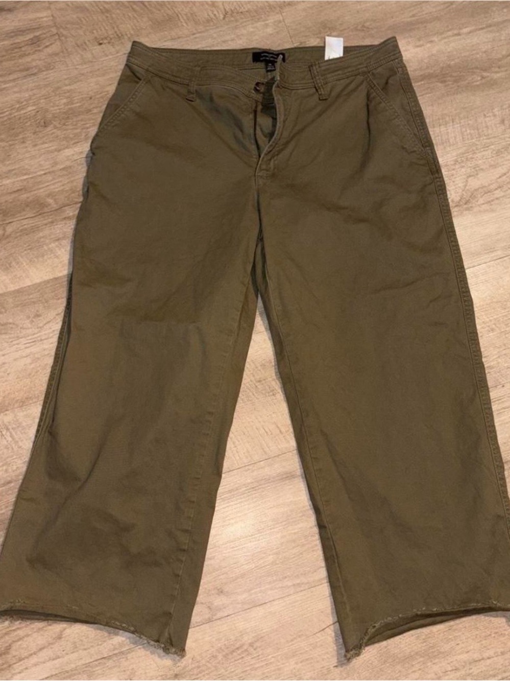 Women’s Olive Green Casual Pants